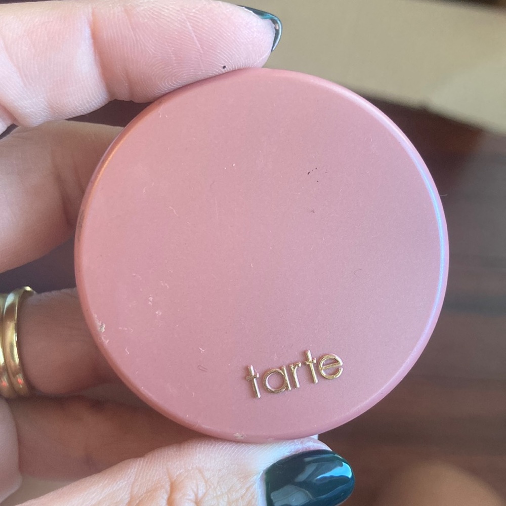 NWOT Tarte Amazonian clay 12 hour blush in “paaarty” color.